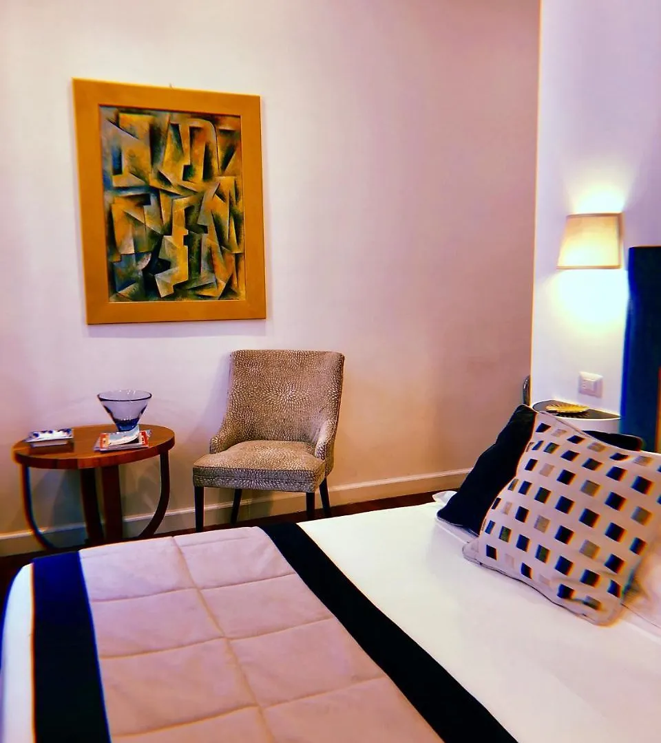 ***  900 Piazza Del Popolo Bed & Breakfast Rome Italy
