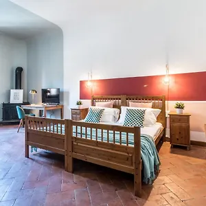 https://wine-apartments-florence-franciacorta.it-tuscanyhotel.com