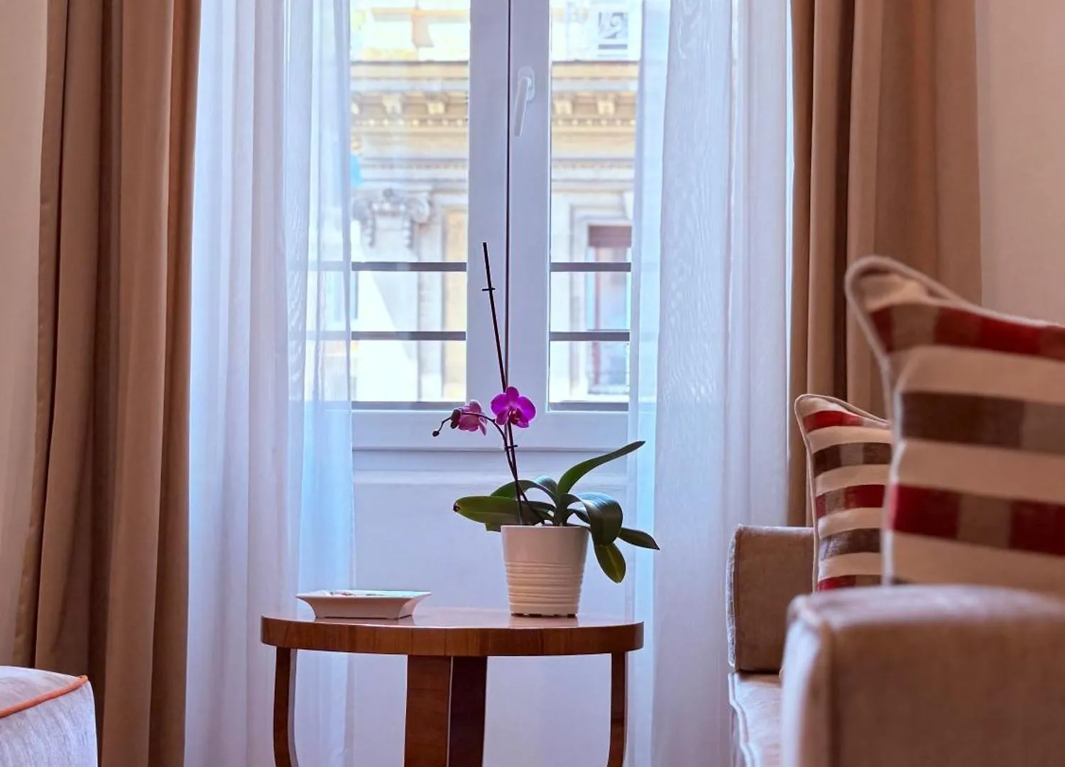 *** Bed & Breakfast Bed and Breakfast 900 Piazza del Popolo Roma Italia