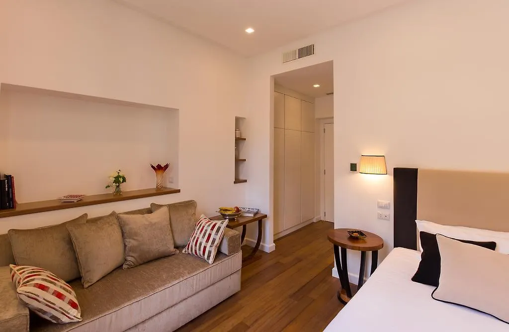 Bed and Breakfast 900 Piazza del Popolo Roma Bed & Breakfast