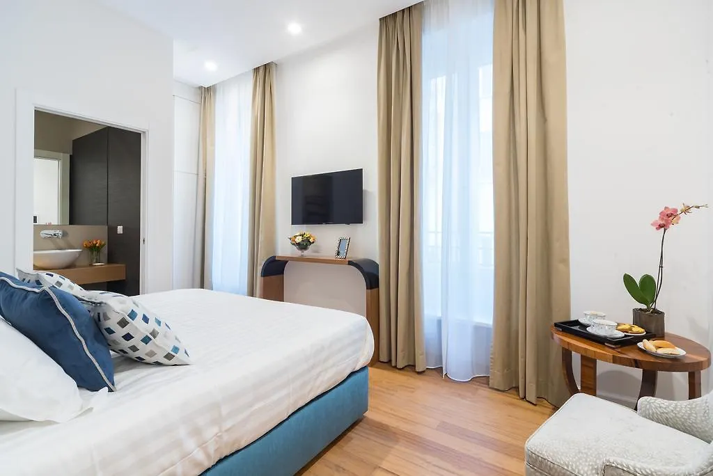 로마 900 피아차 델 포폴로 B&B